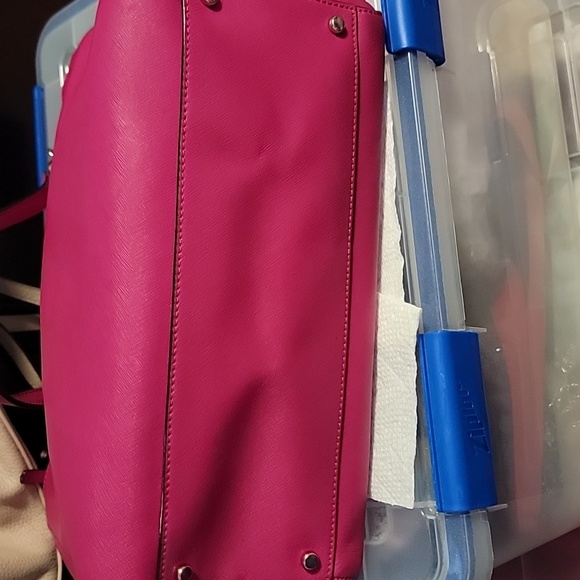 ITEM SOLD POSH Show Unlisted Purses as Shown on Show 5/15/23 Fushia kate spade - Picture 3 of 4